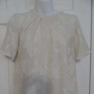 Ann Taylor Blouse, Cream Size XSP  Floral EUC
